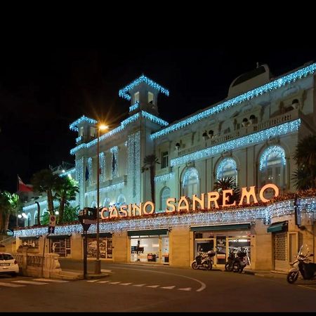 Vasca Idromassaggio, Appartamento Incantevole San Remo Exterior foto